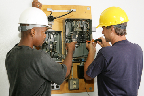safely-amp-up-your-home-benefits-of-pro-wiring